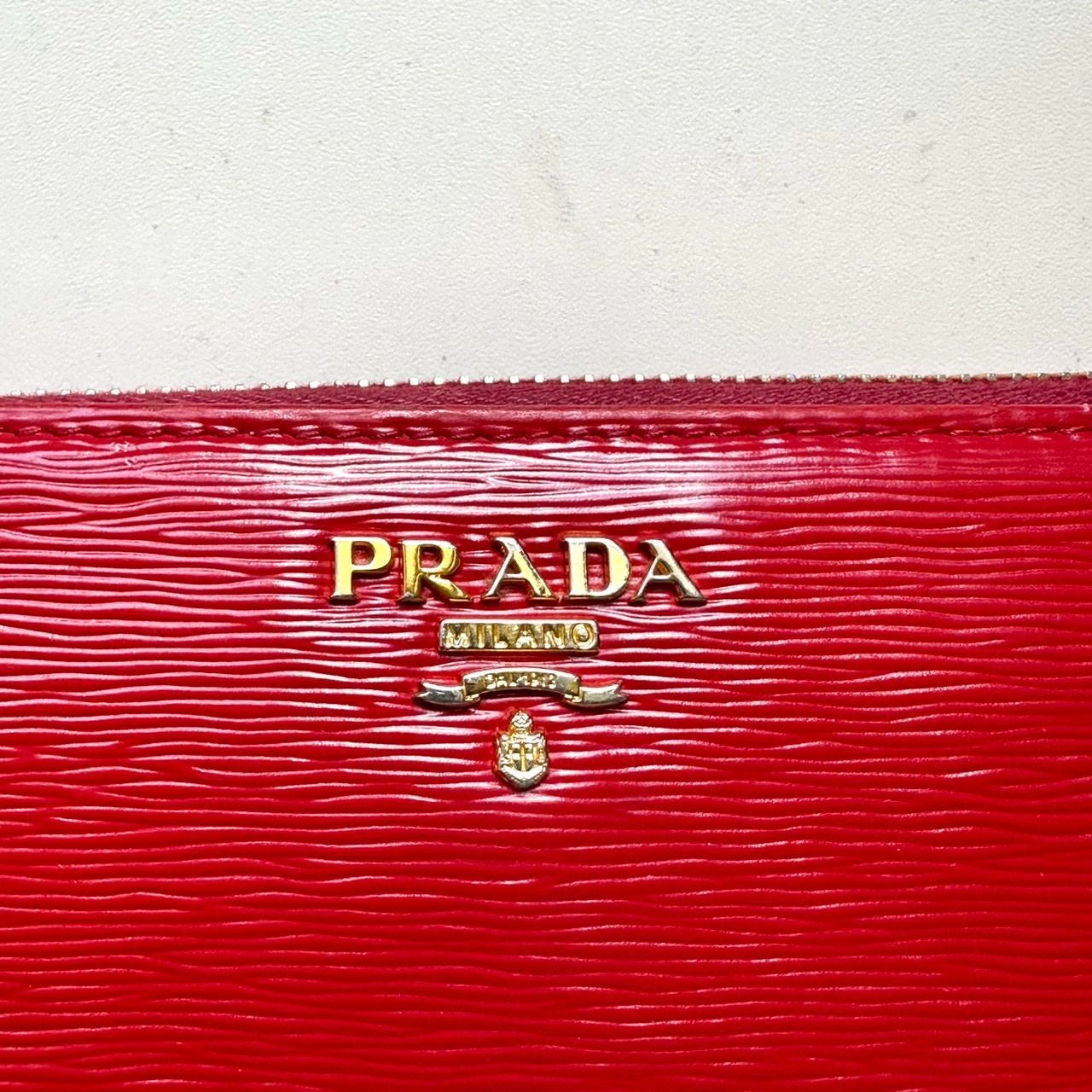 プラダ PRADA 長財布 レッド - メルカリ