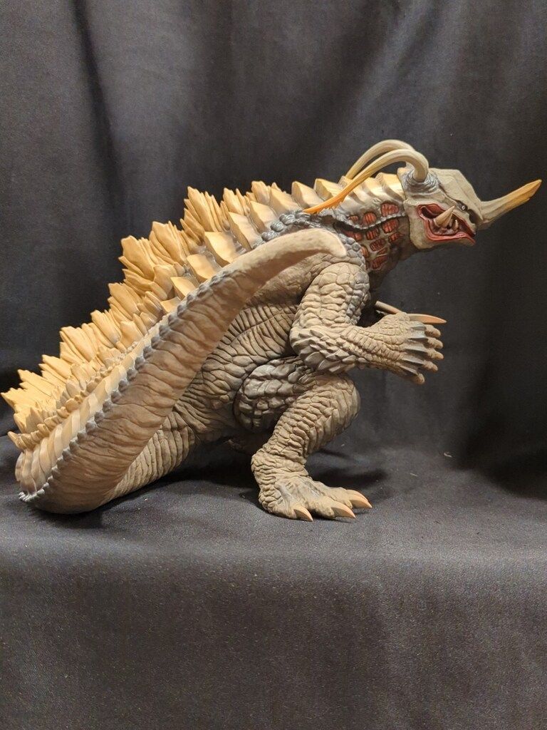 【新品未使用】CCP 1/6特撮シリーズ　ネロンガ（シン・ウルトラマン） Amazon.co.jp: 1/6特撮シリーズ ネロンガ（シンウルトラマン