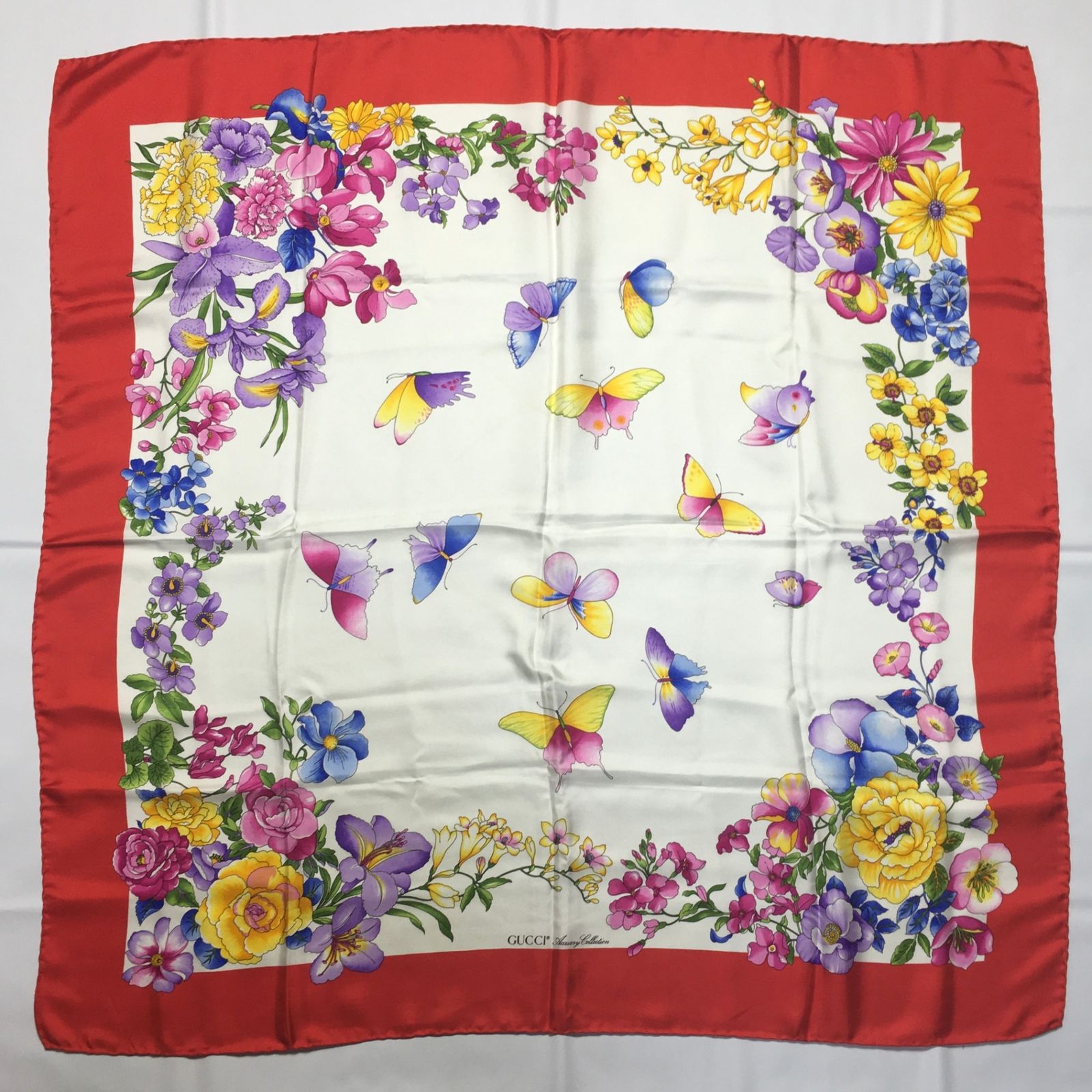 2509-191｜美品｜グッチ スカーフ シルク レッド 花 蝶 - メルカリ 