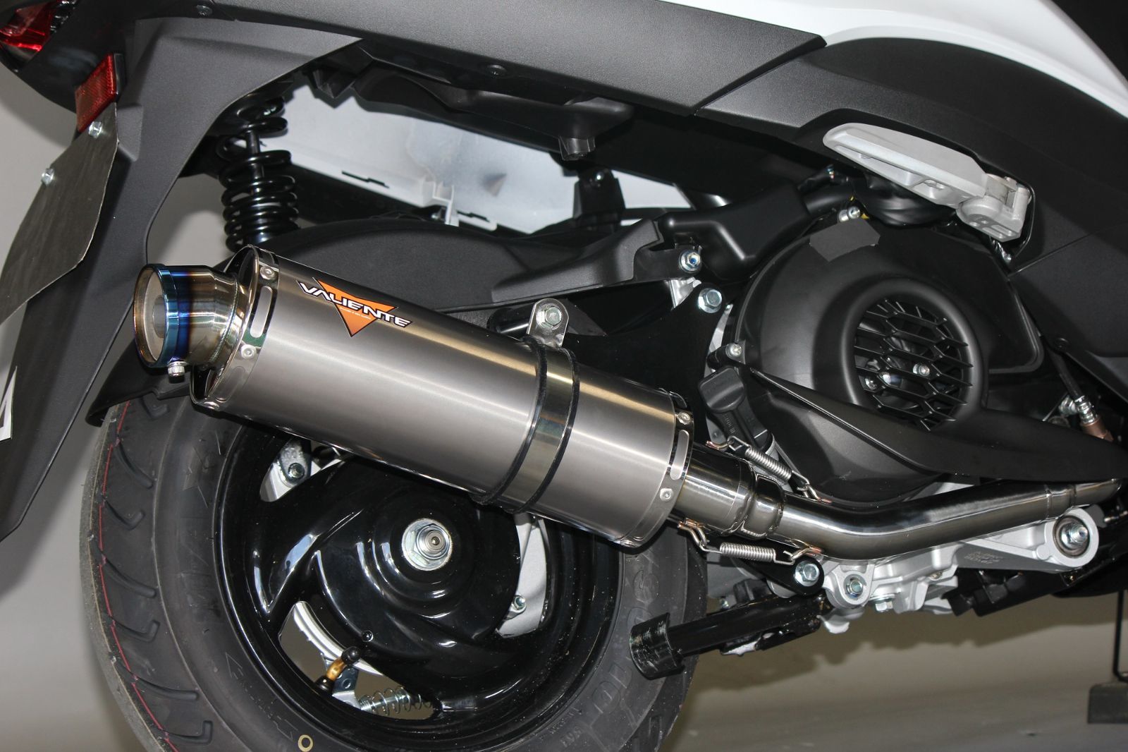 Valiente アクシスZ バイクマフラー 8BJ-SEJ6J デュラ チタン