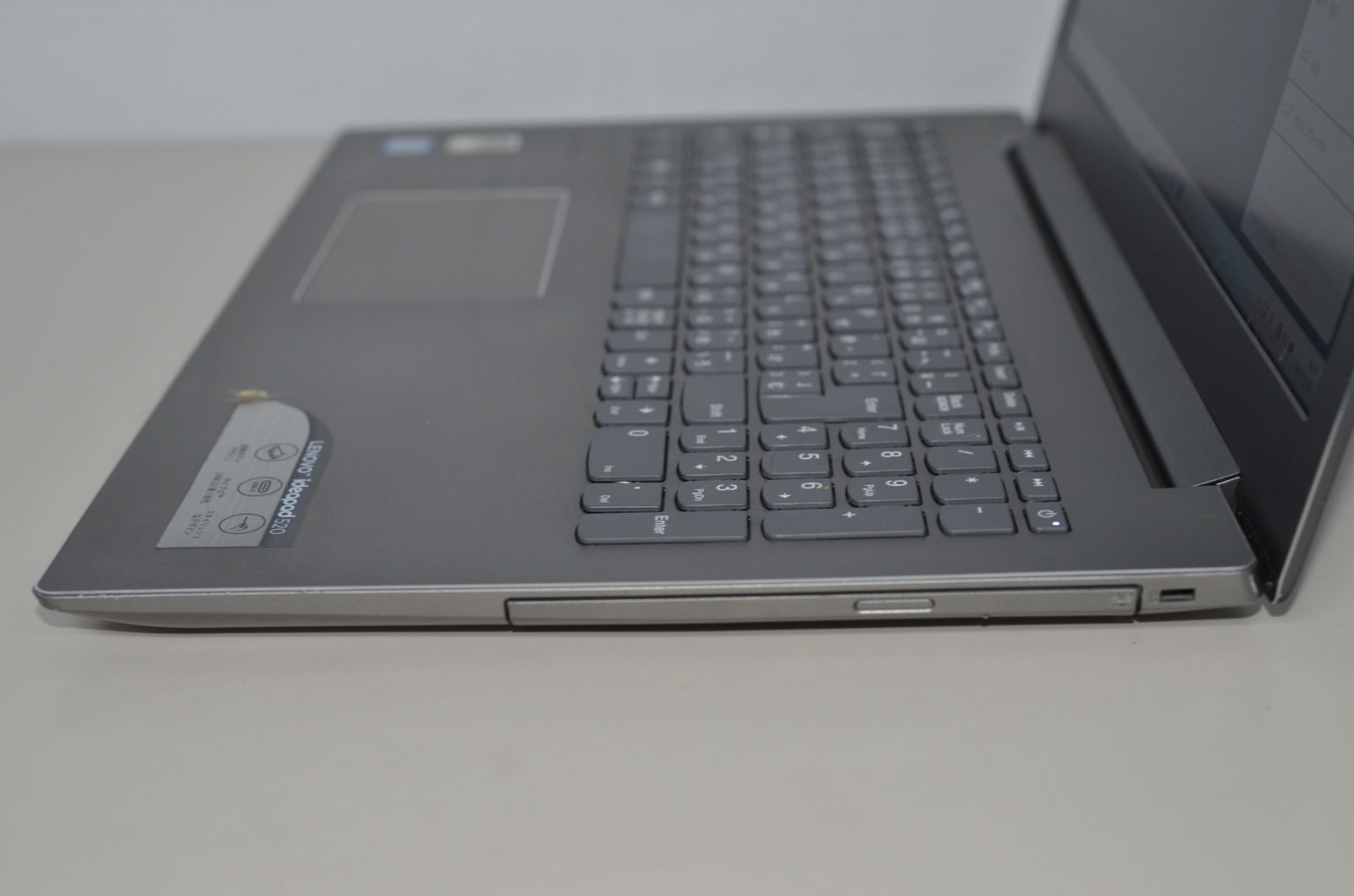 中古ノートパソコン Lenovo Ideapad 520 Windows11+office 爆速