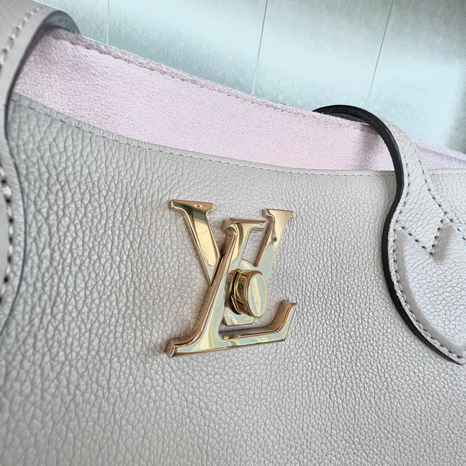 LOUIS VUITTON ルイヴィトン ロックミー ショッパー M57346 - メルカリ