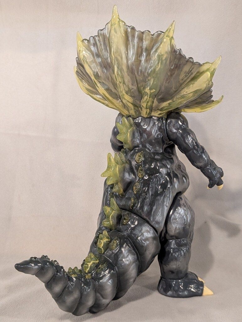 円谷プロ　ジラース　マーミット　希少 SEISMIC TOYS ULTRAMAN VINYL ODYSSEY 円谷プロ ジラース - メルカリ