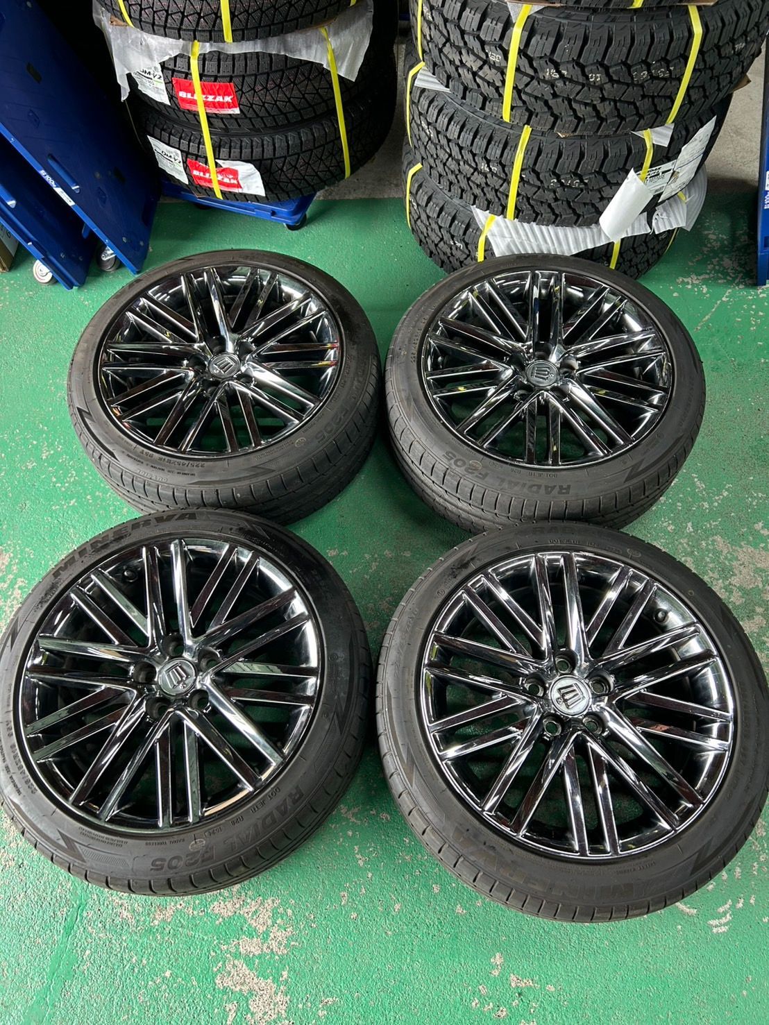 クラウン210系純正18インチ＋225/45R18タイヤセットPire ピレリ クラウン210系純正18インチ＋225/45R18タイヤセットPire ピレリ