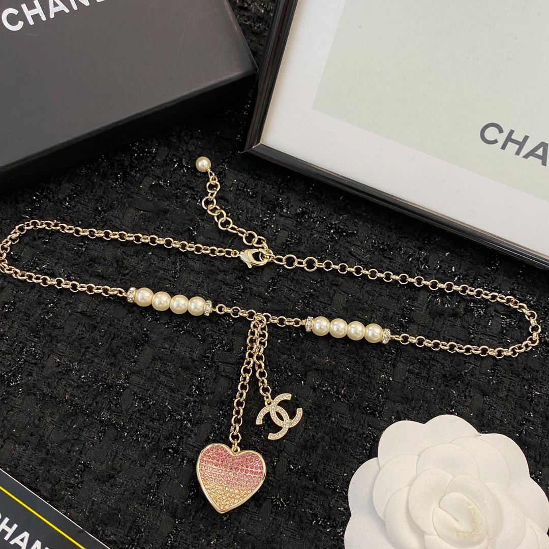 CHANEL】シャネル 新品 グラデーションピンクダイヤモンド ハートパール ネックレス フェミニンな魅力が詰まったジュエリー - メルカリ