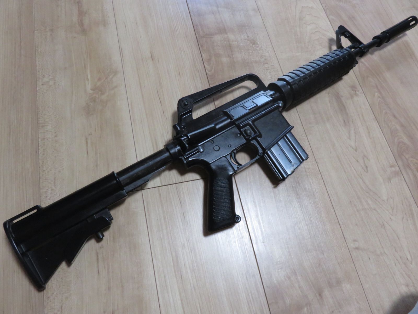 COLT AR-15 ライフル 金属 米軍マガジン付 品
