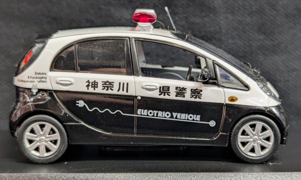 ヒコセブン 1/43 RAI'S MITSUBISHI i-MiEV 2008 神奈川県警察