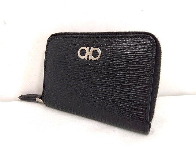 s25g-632x Salvatore Ferragamo ｻﾙｳﾞｧﾄｰﾚ ﾌｪﾗｶﾞﾓ ｺｲﾝｹｰｽ 小銭れ JL-66 0492