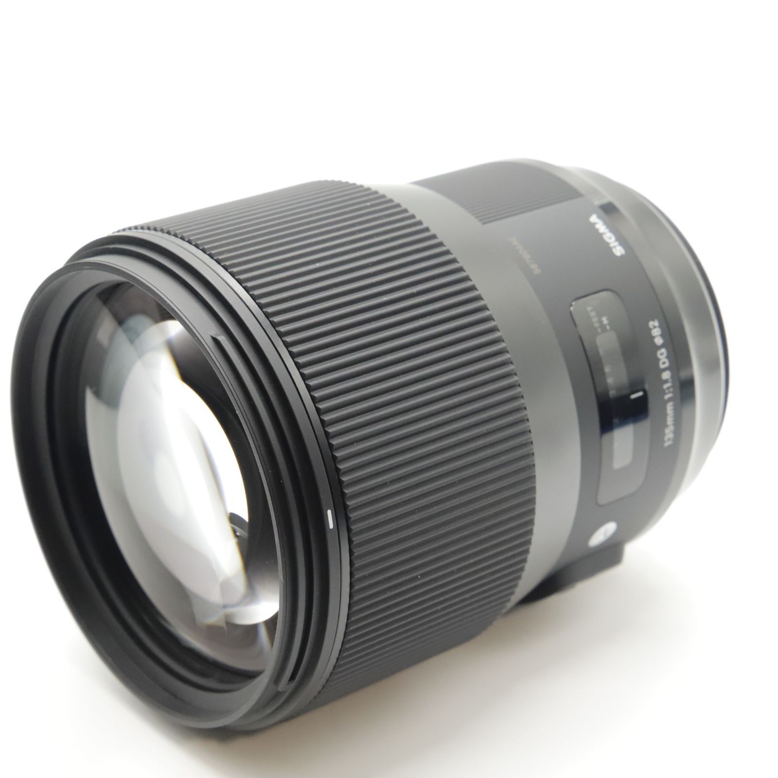 SIGMA シグマ Canon EFマウント レンズ 135 mm F 1 8 DG HSM 単焦点 望遠 フルサイズ Art 一眼レフ
