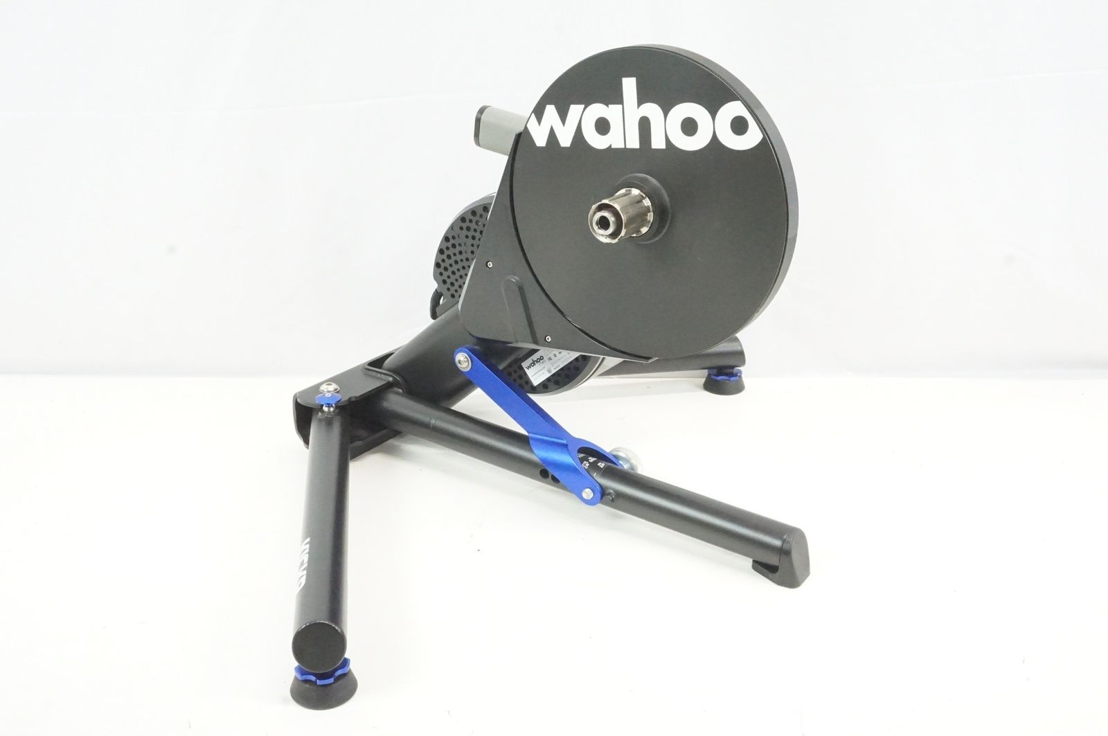 WAHOO 「ワフー」 KICKR V4 WF113 サイクルトレーナー ゆるく