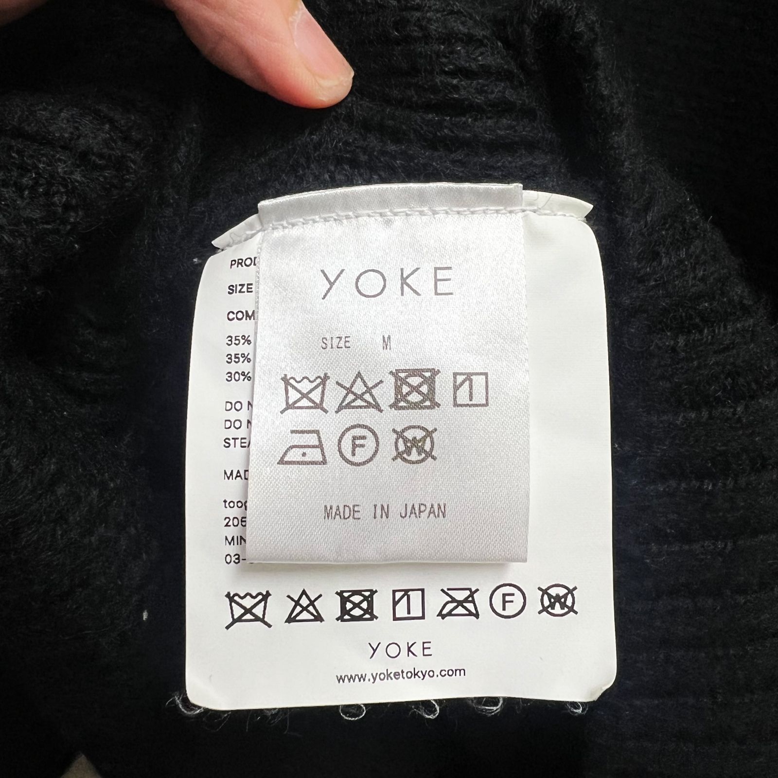 YOKE ヨーク 19AW 5G MILANO RIB V-NECK KNIT Vネックニット ブラック size-M  YK19AW0070S【中目黒R11】 - メルカリ