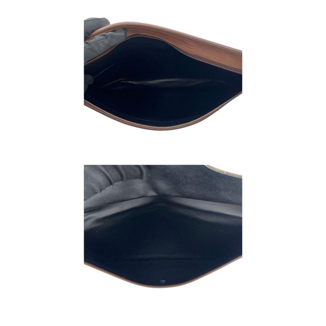 セカンドバッグ ロゴタグ