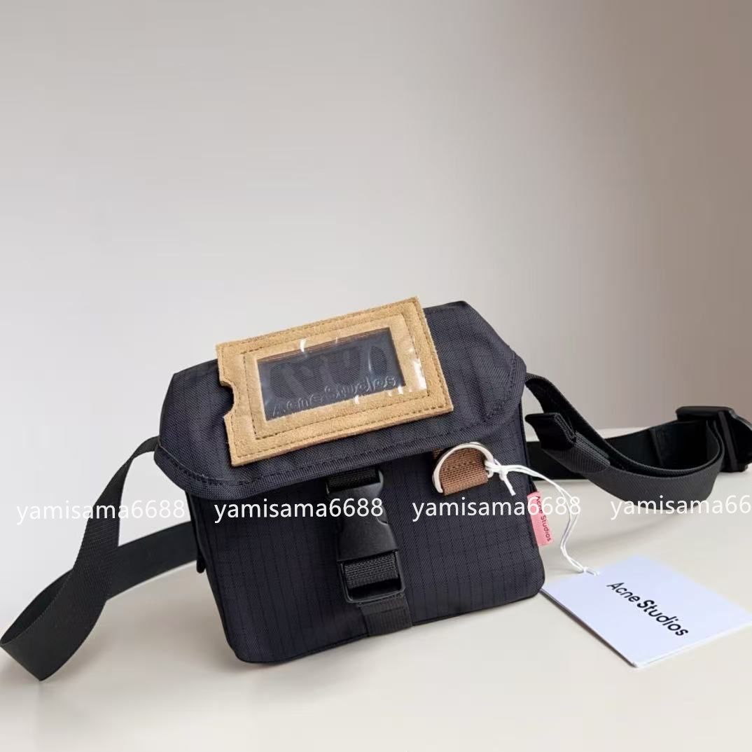 アクネ ロゴ メッセンジャーバッグ Acne Studios メンズ