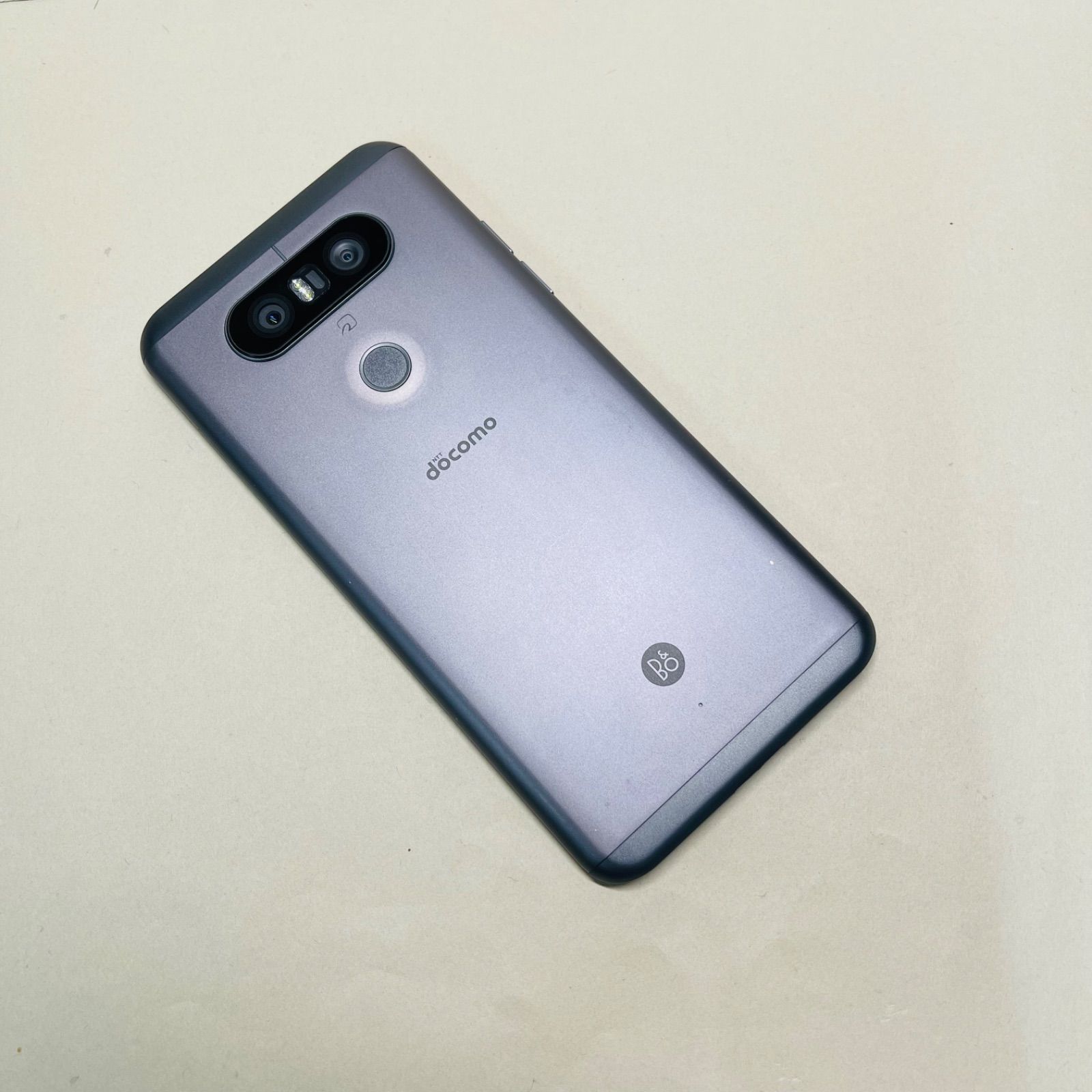 LG V20 PRO L-01J 白ロム SIMフリー 6535