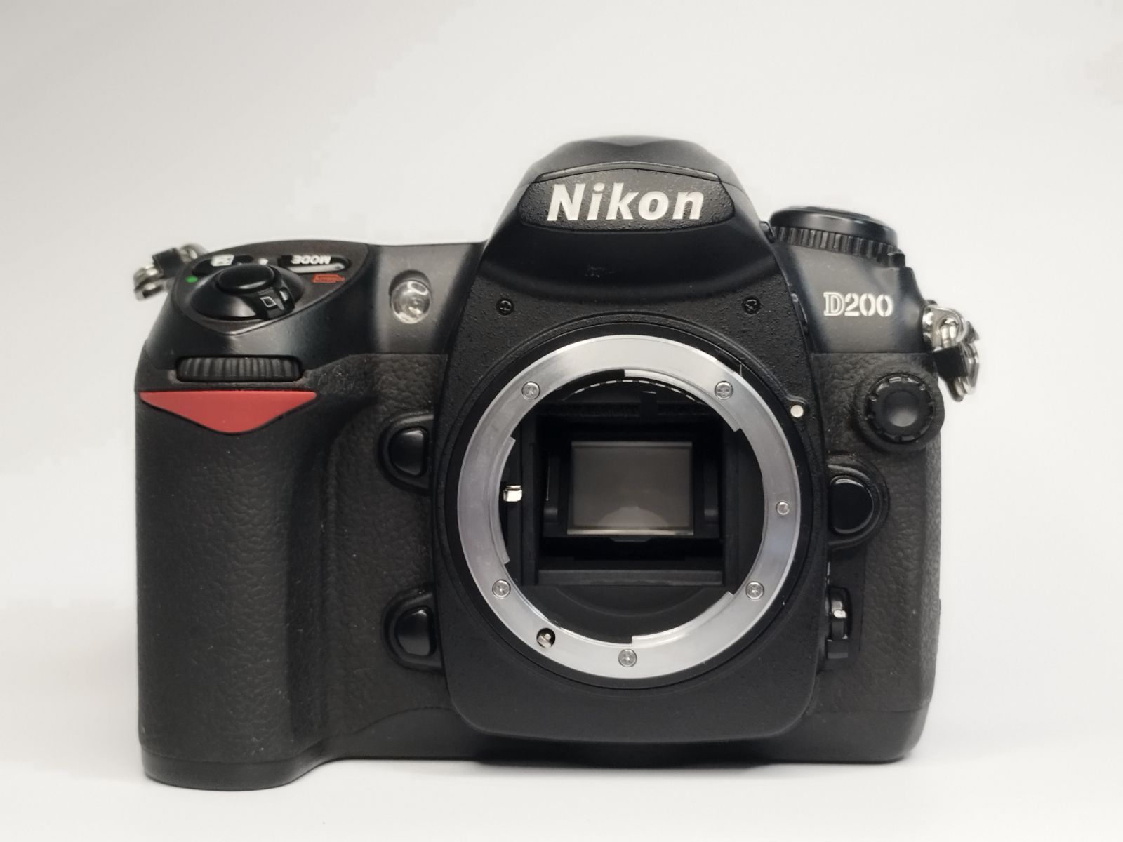 Nikon D200 デジタル一眼レフカメラ 中古】Nikon ニコン D200 デジタル一眼レフカメラ | 中古カメラ