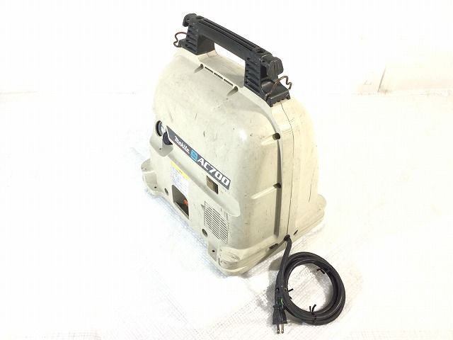 ☆中古品☆makita マキタ 常圧/一般圧 エアコンプレッサー AC700 100V 5L エアーコンプレッサー エア工具 エアツール 96210