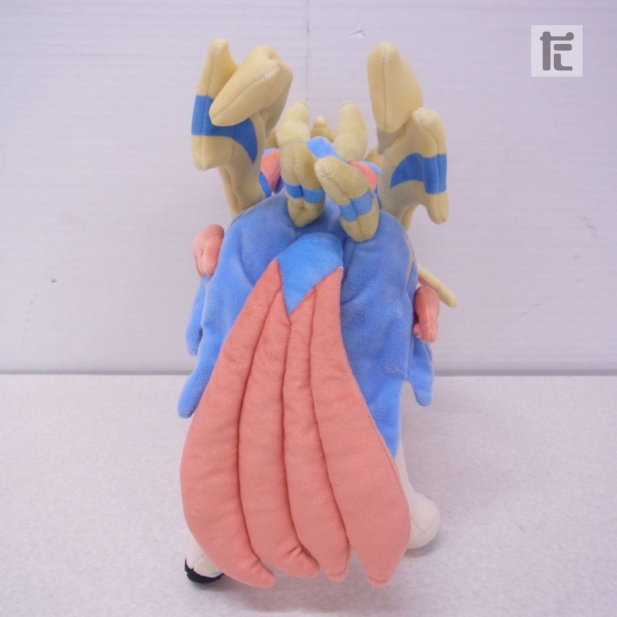 新品未使用品 ポケモンセンター限定 ザシアン ぬいぐるみ 新品未使用品 ポケモンセンター限定 ザシアン ぬいぐるみ 正規品