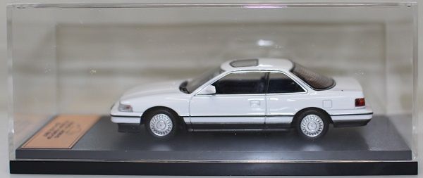 USED 1/43 国産名車プレミアムコレクション ホンダ レジェンド 2ドア