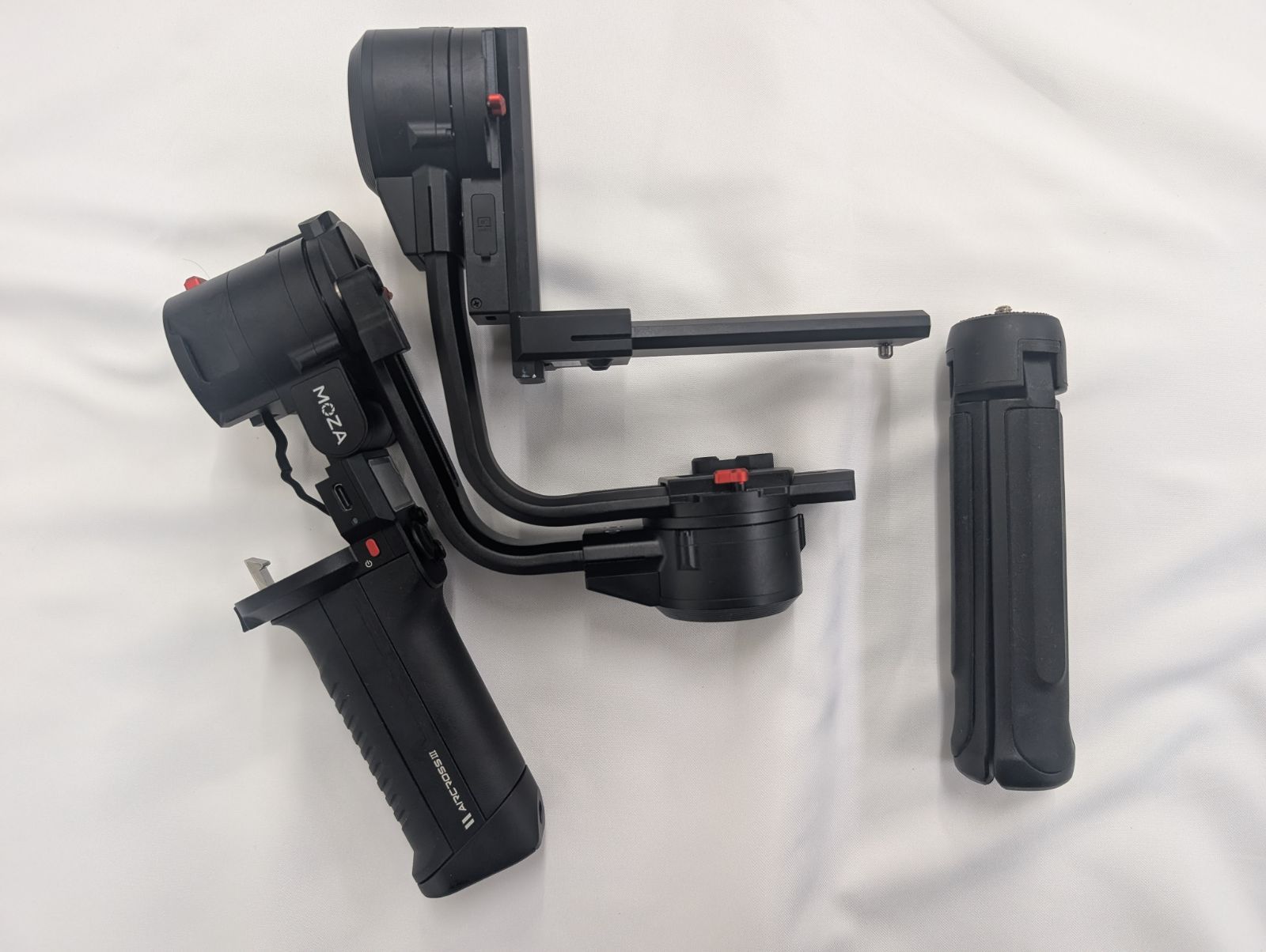 カメラジンバル 3軸スタビライザー