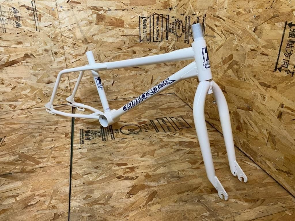 送料無料 BMX SKYWAY フレーム+フォーク+ハンドル+シートポストセット 