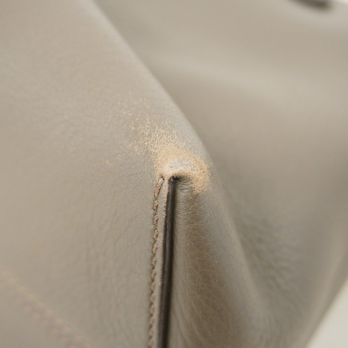 5hc2030-h】フェンディ ショルダーバッグ バイザウェイ レザー