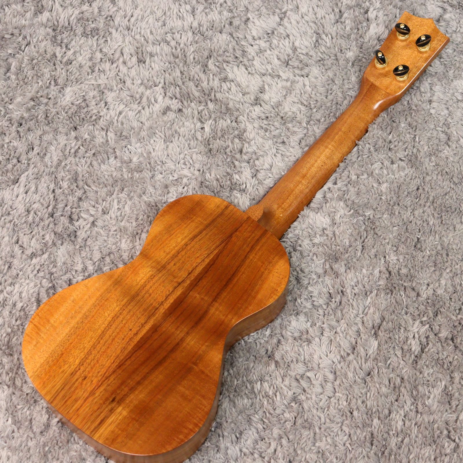 コンサートウクレレ