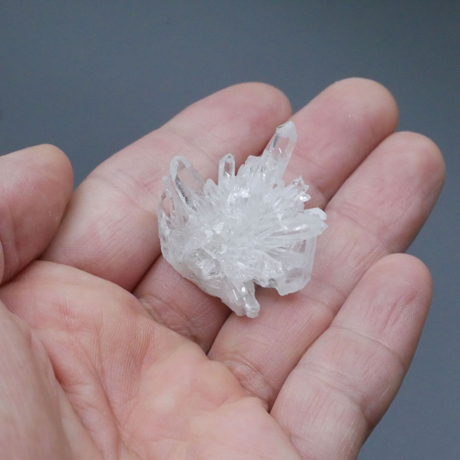 菊花水晶 極上の美しさ クラスター 天然石 水晶クラスター 四川省産 菊花水晶 クラスター 1点物 約114g（レインボー部分
