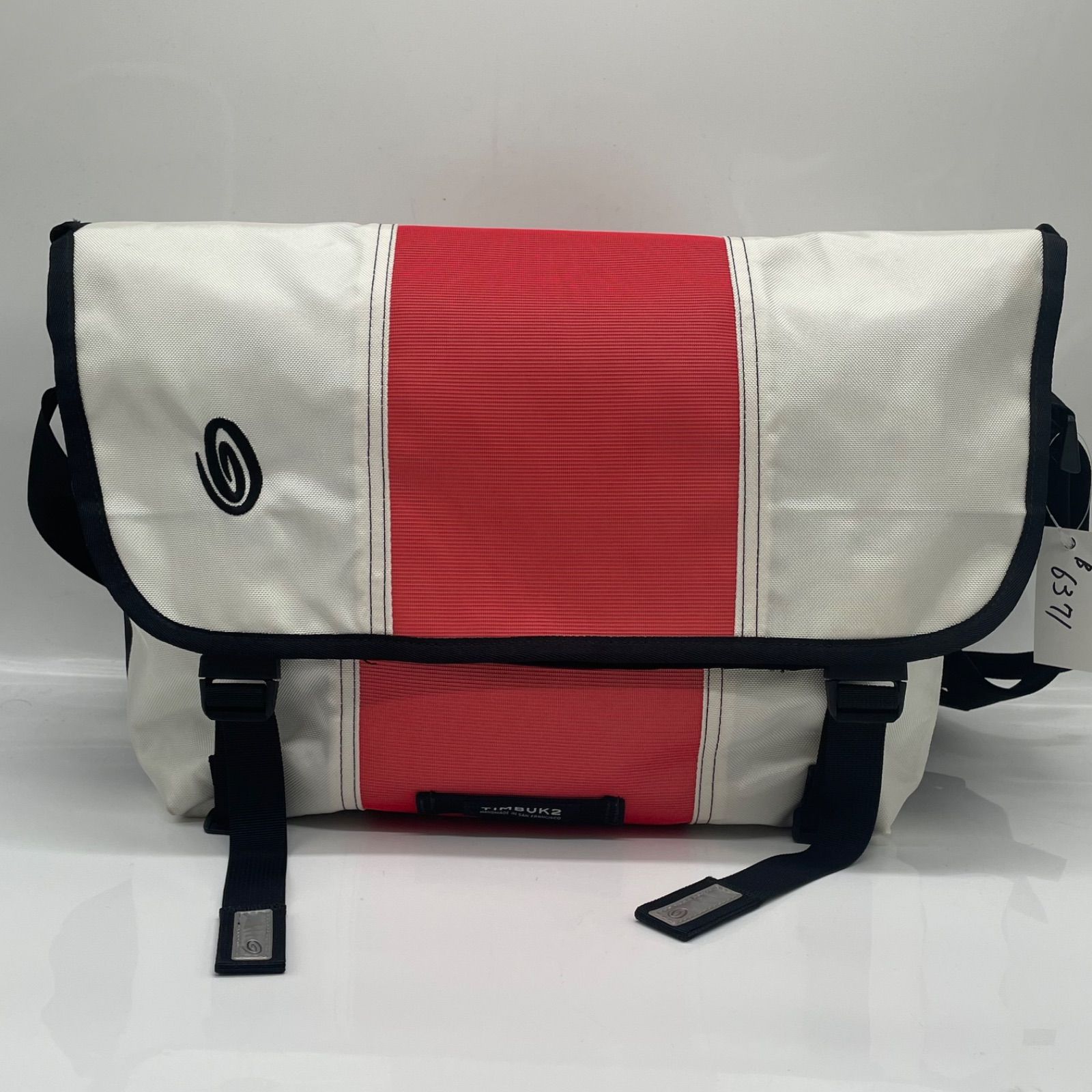 BN6371●TIMBUK2 Classic Messenger Bag クラシックメッセンジャーバッグ Mサイズ