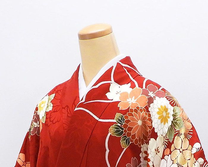 正絹振袖5 Mサイズ⭐︎2/28までに出品 振袖 正絹 四季花 青海波 身丈168.5cm 裄丈73.5cm ゆったり