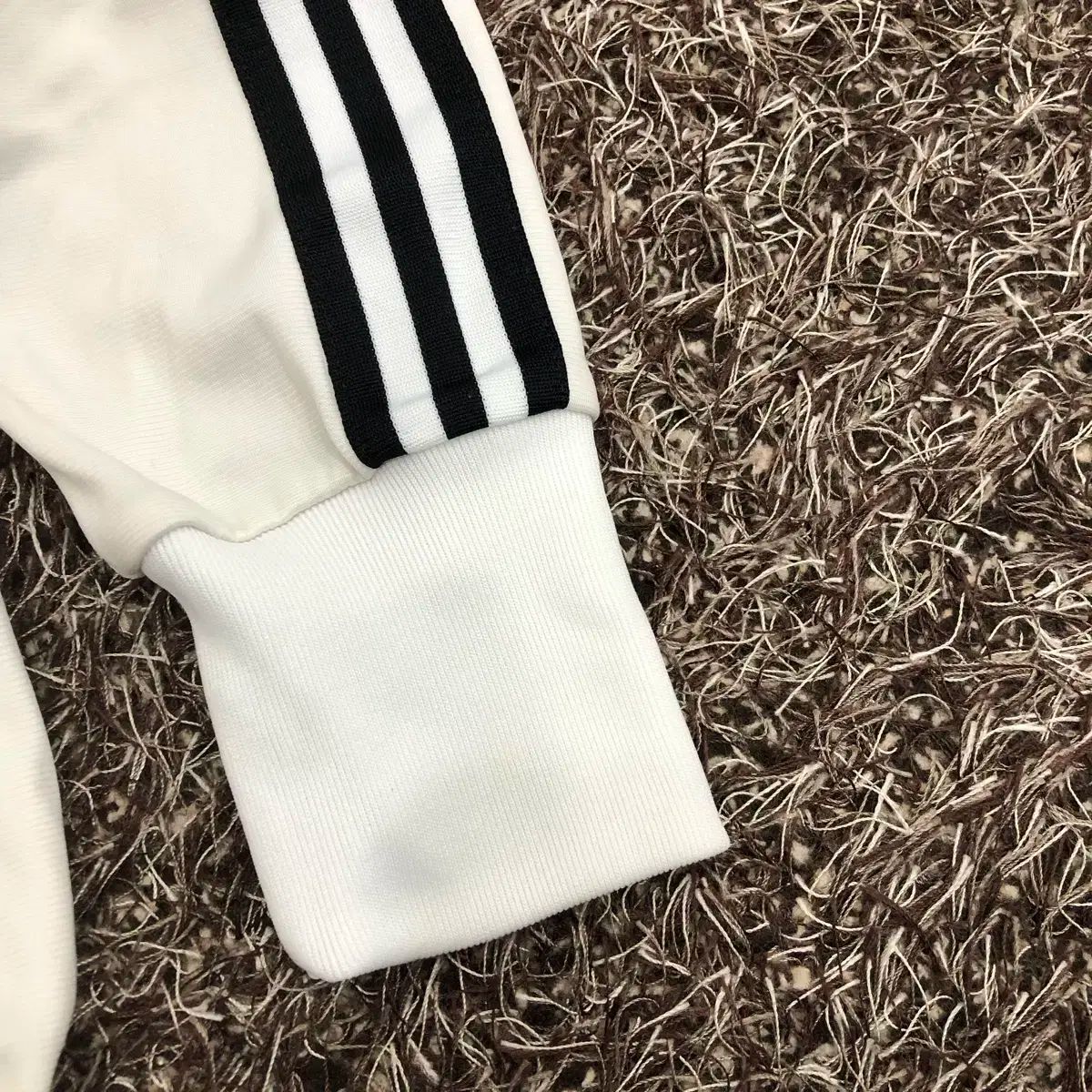 スーパースター 白