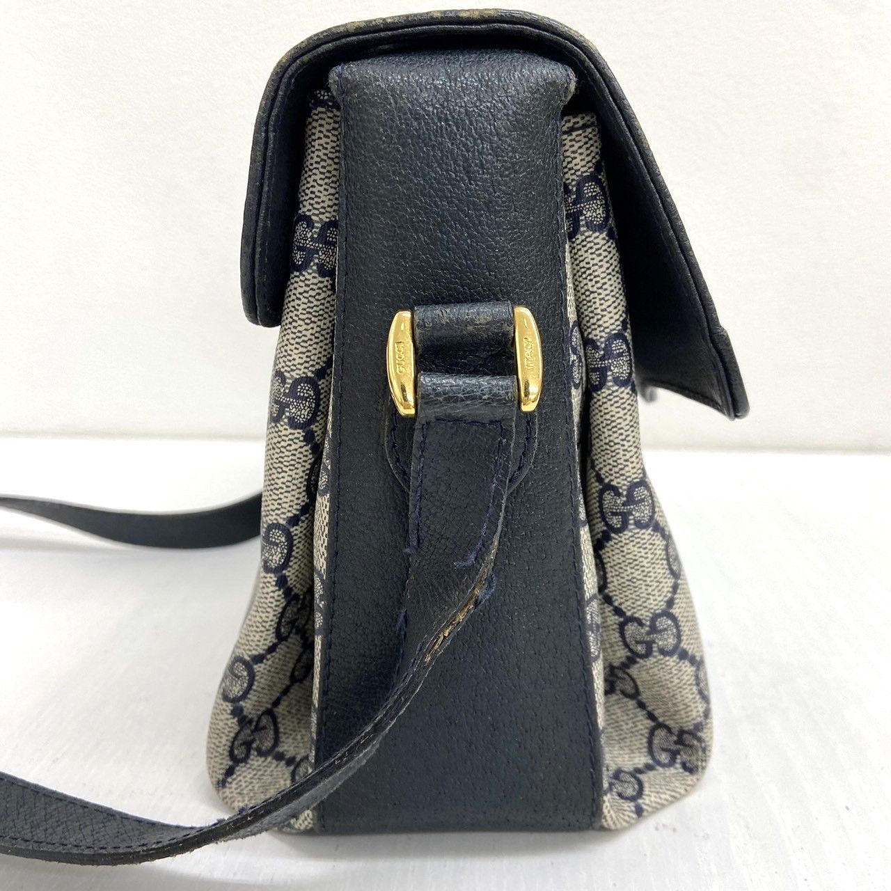 GUCCI グッチ オールドグッチ ショルダーバッグ シェリーライン ネイビー GG柄 PVC×レザー ヴィンテージ 904.02.084 - メルカリ