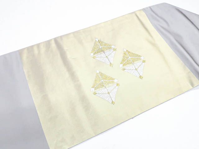 【着物】九寸名古屋帯 太鼓柄 金銀糸 松文 25b06-1012 一輝堂】【着物】九寸名古屋帯 太鼓柄 金銀糸 松文 25b06-1012 - メルカリ