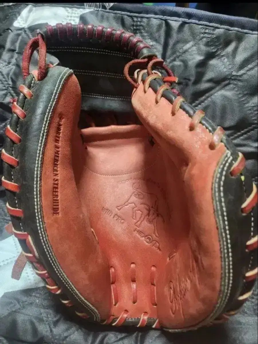 ヘキサポスミト