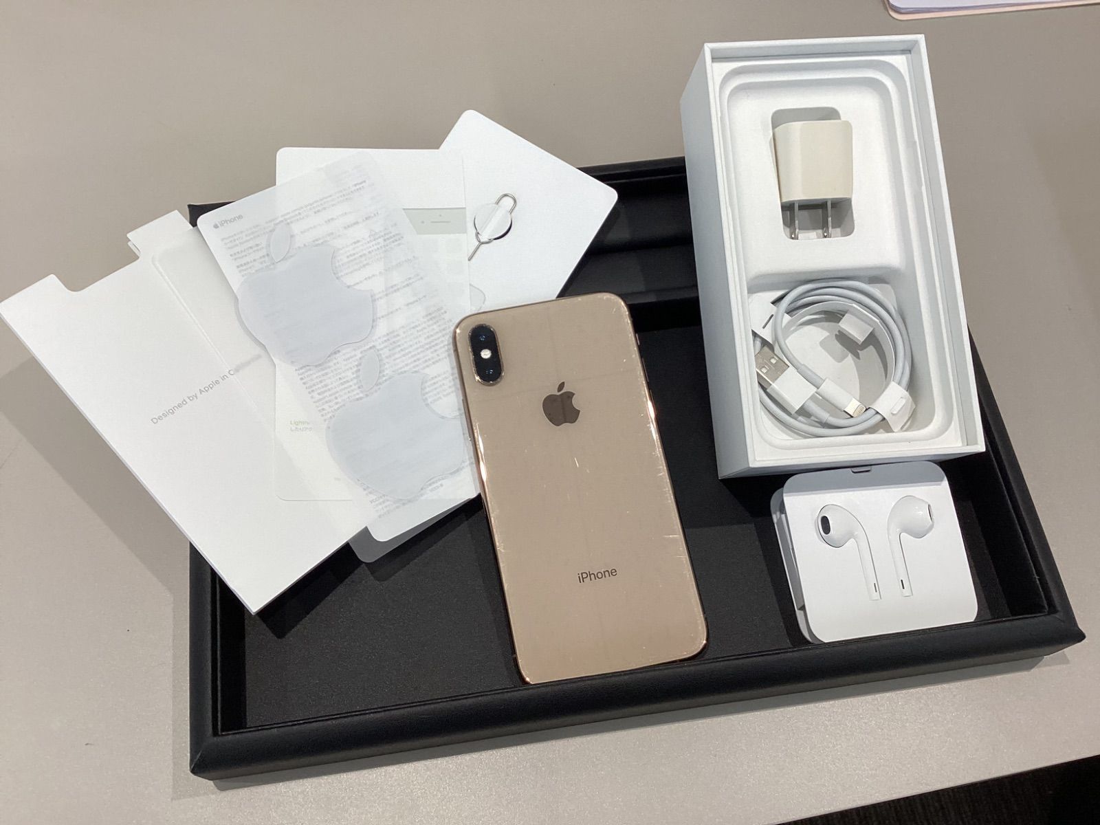 O287 Apple iPhone XR 本体 64GB SIMフリー・初期化済み・動作