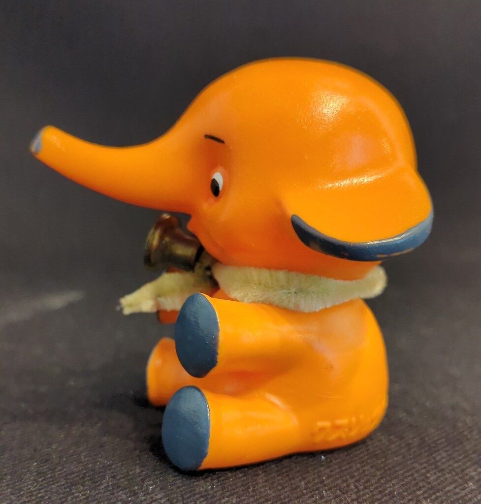【非売品】サトちゃん　ブランケット　4枚セット　ノベルティ 佐藤製薬 ノベルティソフビ ベル付/お座りサトちゃん 77mm
