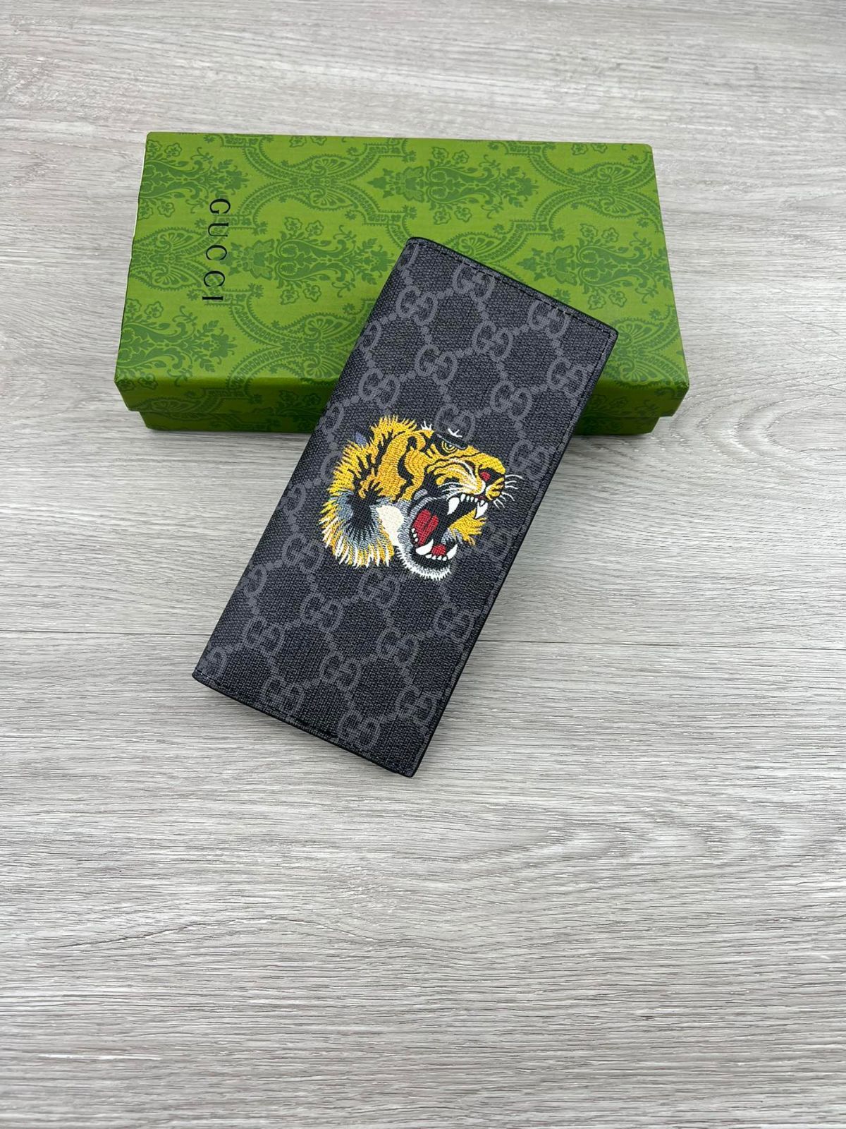 超美品✨GUCCI グッチ 長財布 タイガー 虎