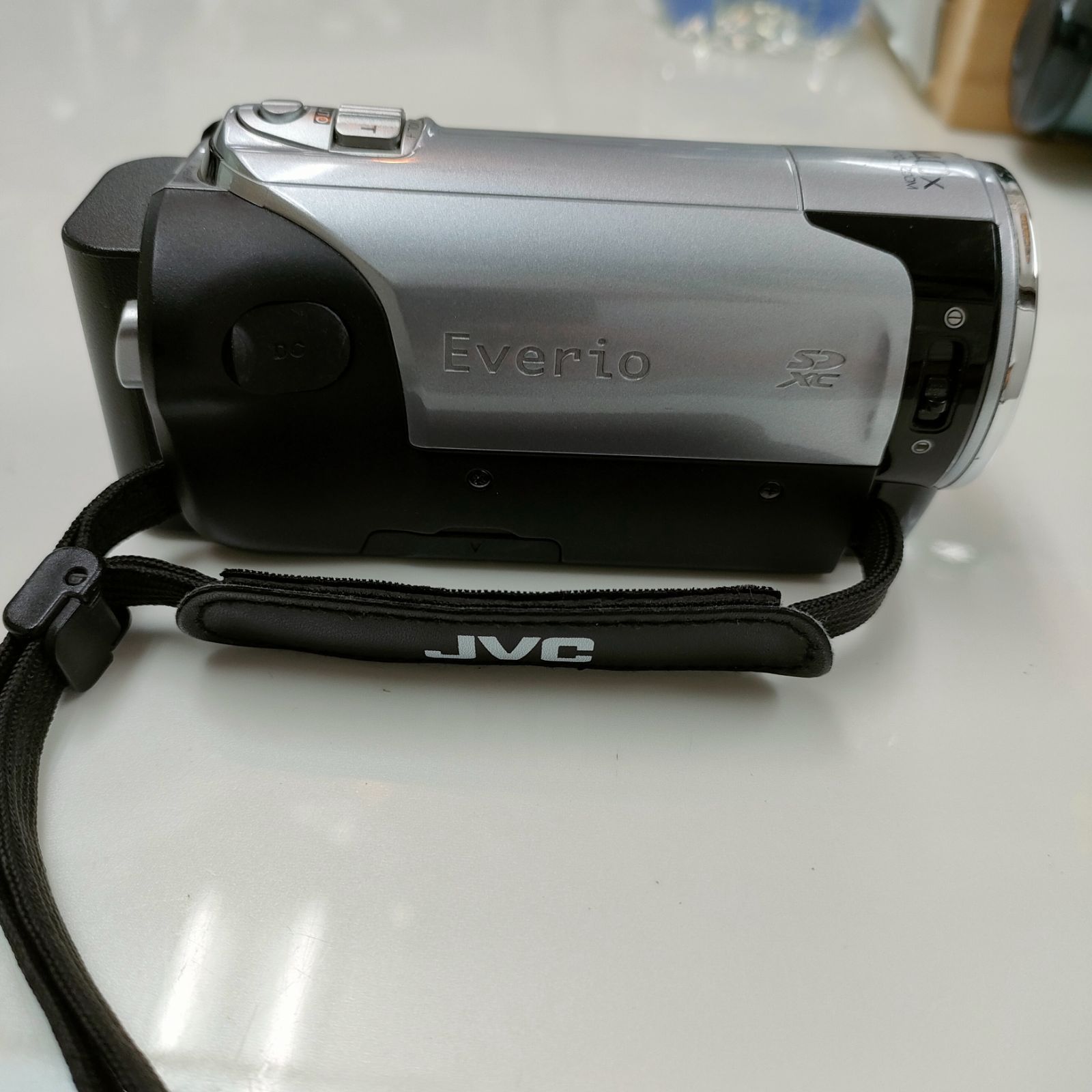 ◆JVC ビデオカメラ Everio GZ-HM438-S