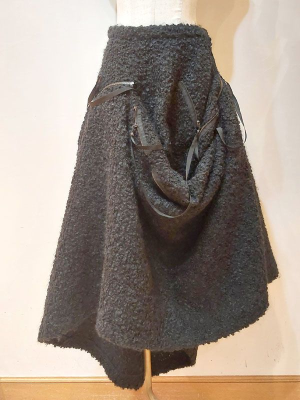 【美品】VIKTOR&ROLF ヴィクター＆ロルフ スカート ブラック 38 美品】VIKTOR&ROLF ヴィクター＆ロルフ スカート ブラック 38