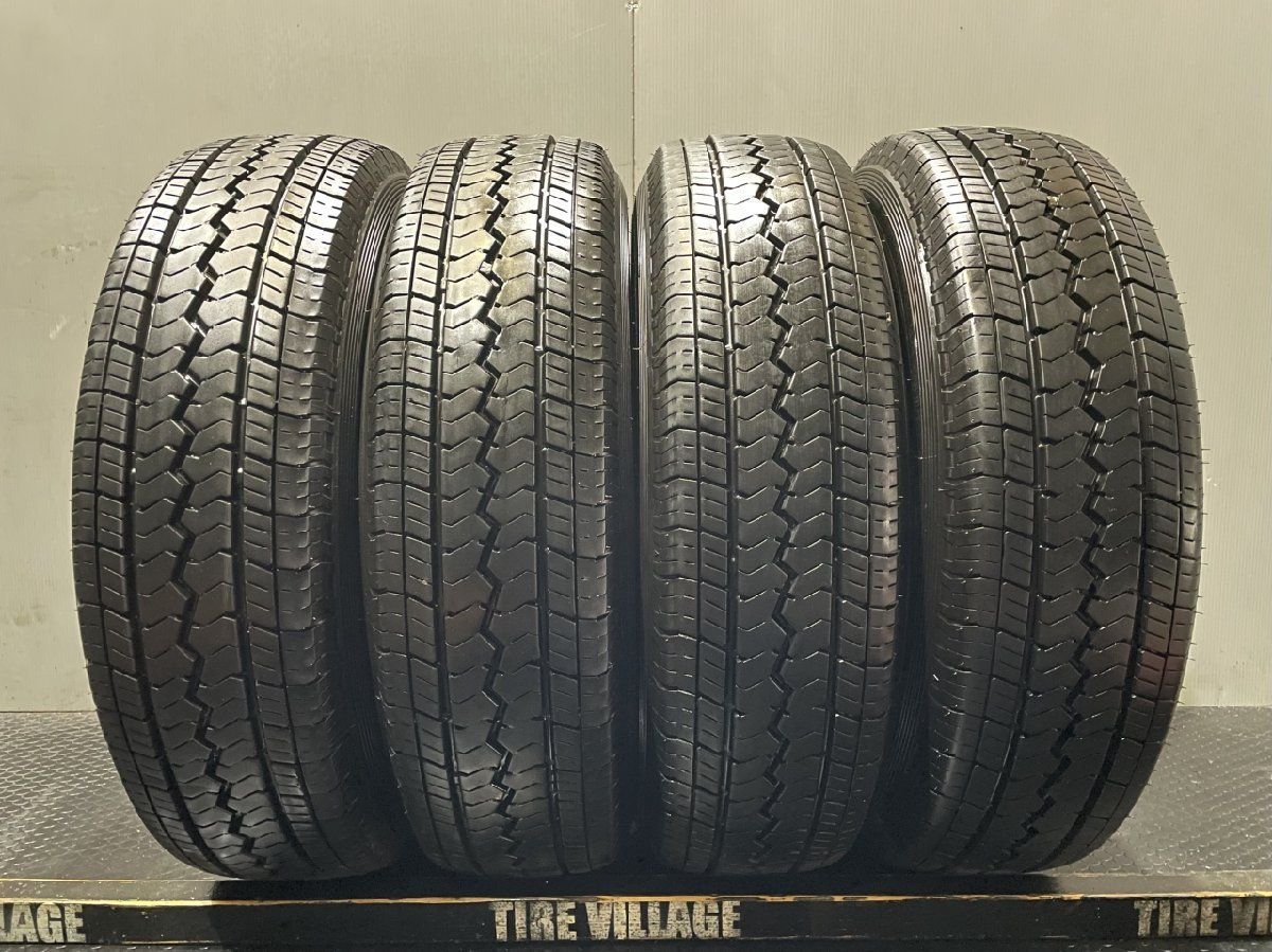 TOYO V-02e 195/80R15 107/105L LT 15インチ 夏タイヤ 4本 22～23年製 バリ溝 ハイエース キャラバン等　(TS459) TOYO V-02e 195/80R15 107/105L LT 15インチ 夏タイヤ 4本 22～23年製