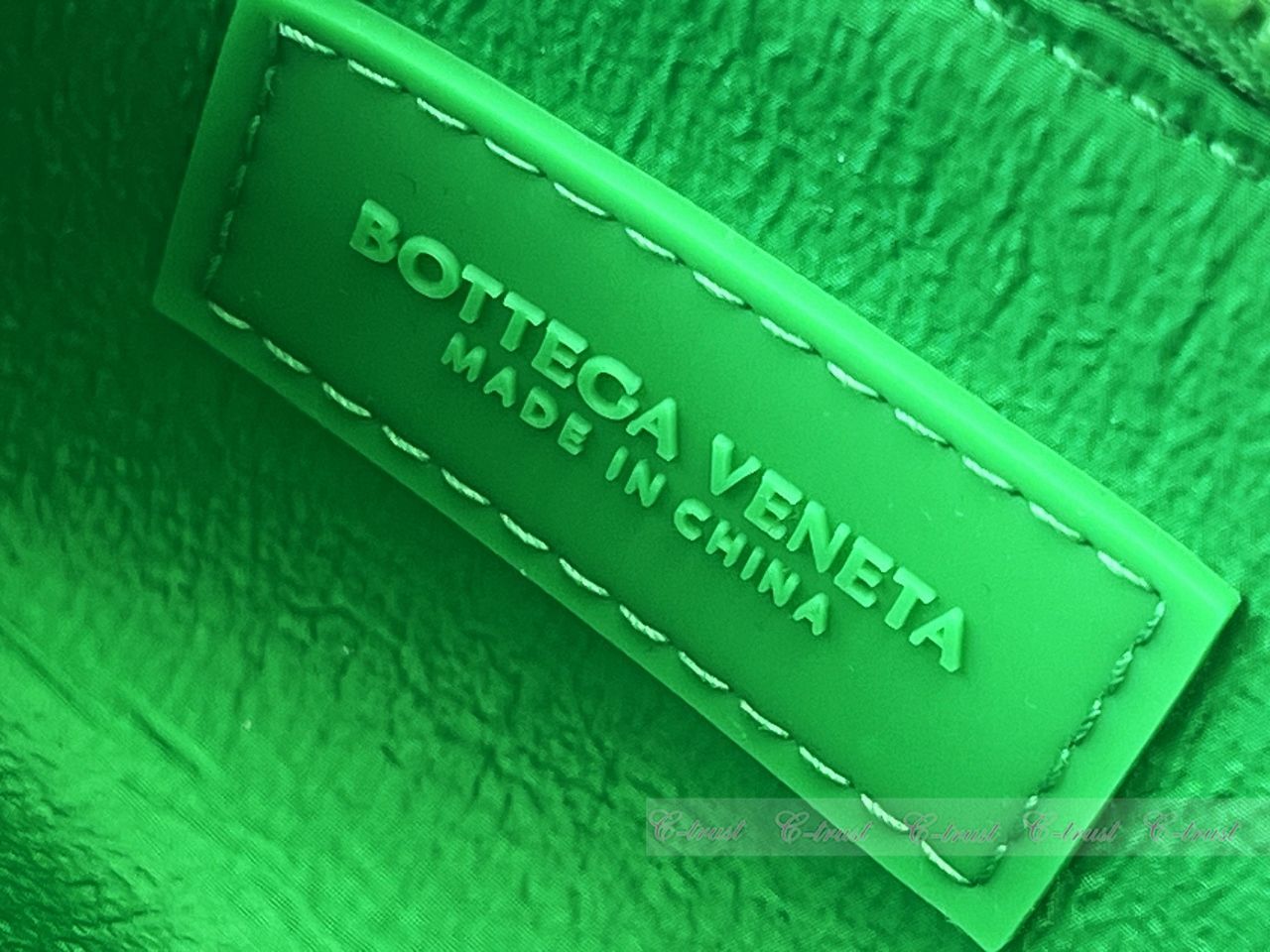  BOTTEGA VENETA ボッテガ ヴェネタ 財布 コイン ケース ジップ リング イントレ ラバー シリコン 3724 L 885 コインケース 小銭入れ 小物