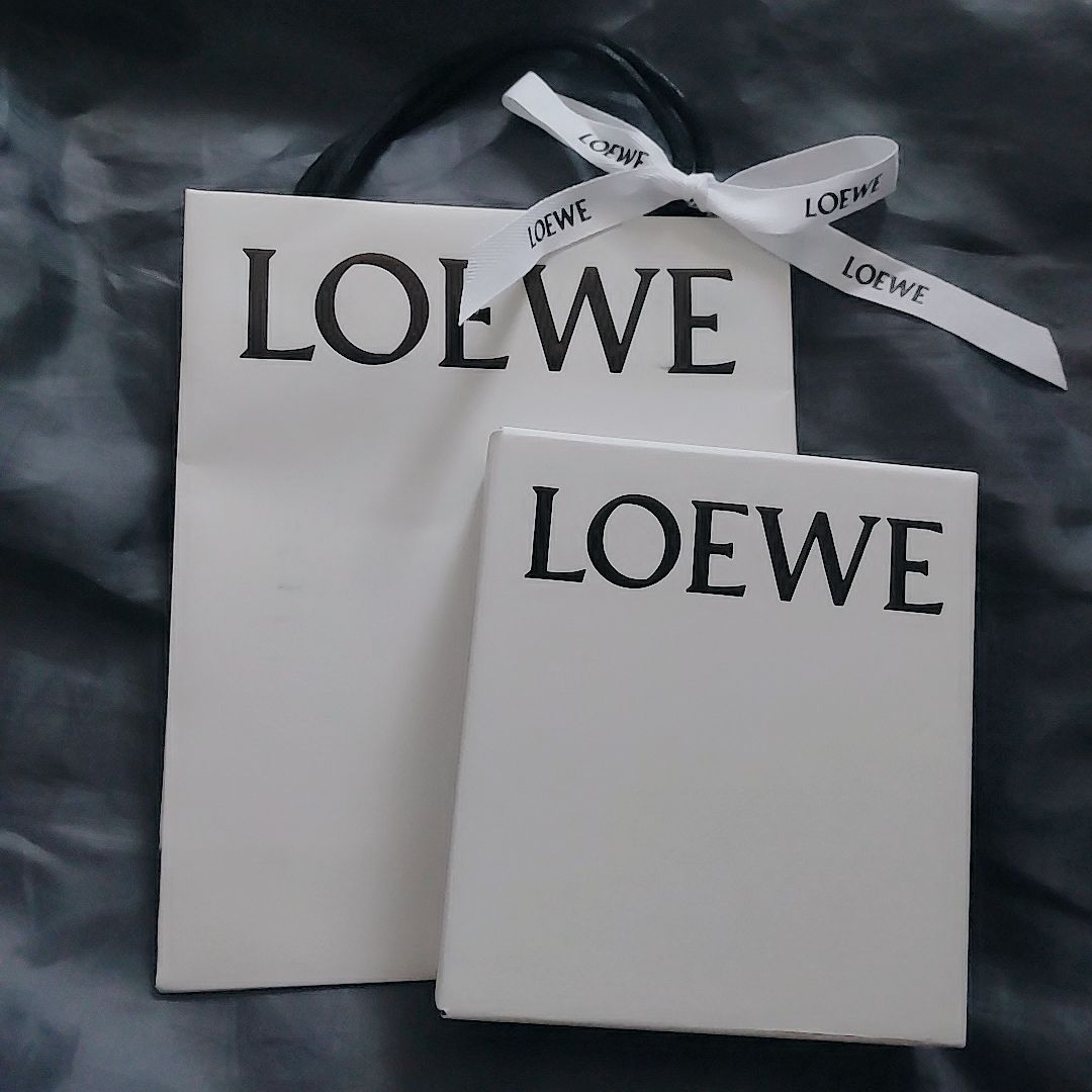 LOEWE ブレイデッド ストラップ キーリング - メルカリ