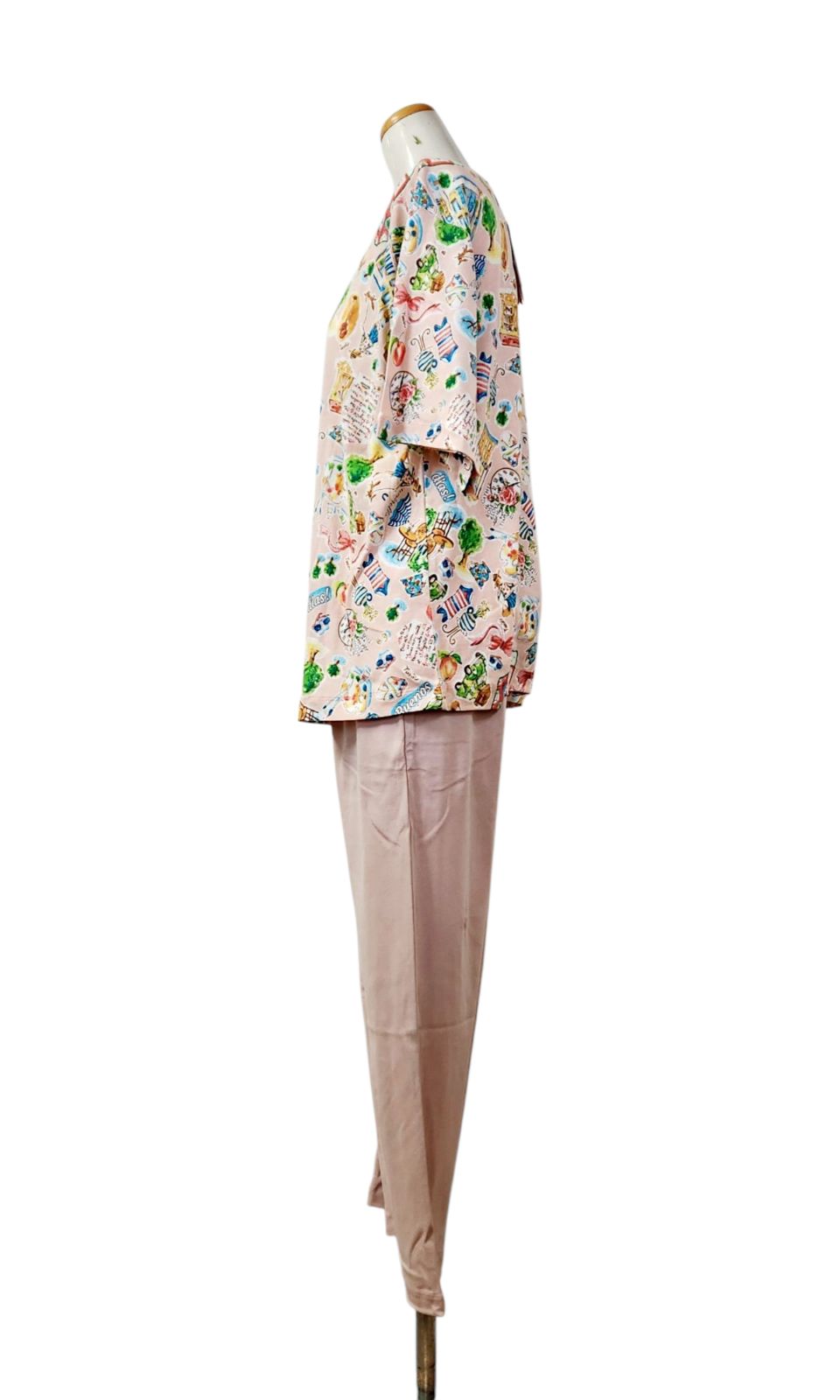 鴨居羊子 TUNIC