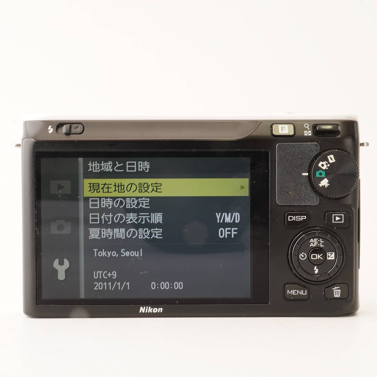 ニコン Nikon 1 J1 ホワイト 1 NIKKOR 10-30mm F3.5-5.6 VR / 1 NIKKOR 