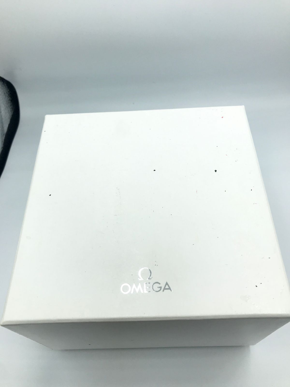 オメガ腕時計木箱空箱純正品 中古）オメガ 腕時計 木箱空き箱 ＊木箱剥がれ有り ＊外箱 汚れ