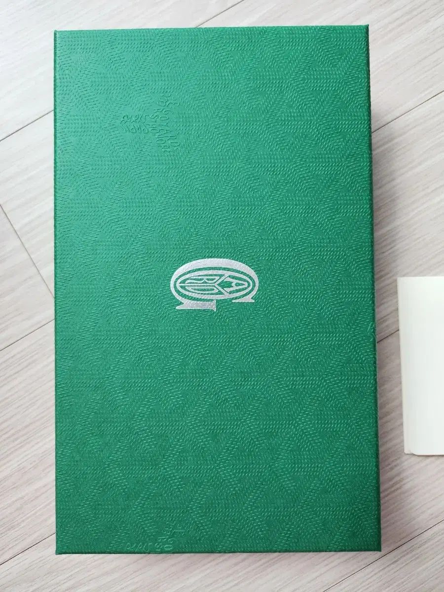 ほぼ未使用 茶道具 塗師 好則造 木製黒真塗 大板 敷板 共布 共箱 塗師