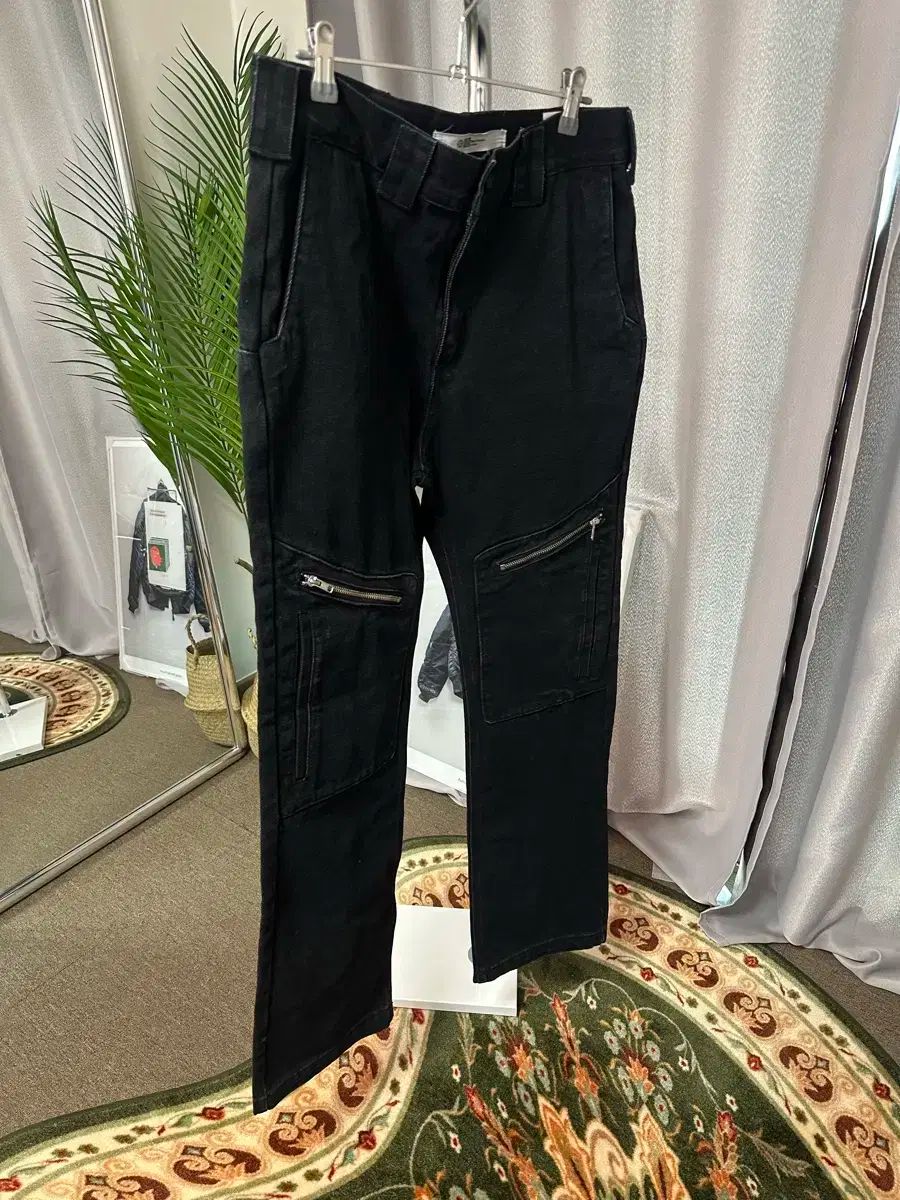 プラスチック製品 MPa REVEALED POCKET PANTS BLAC