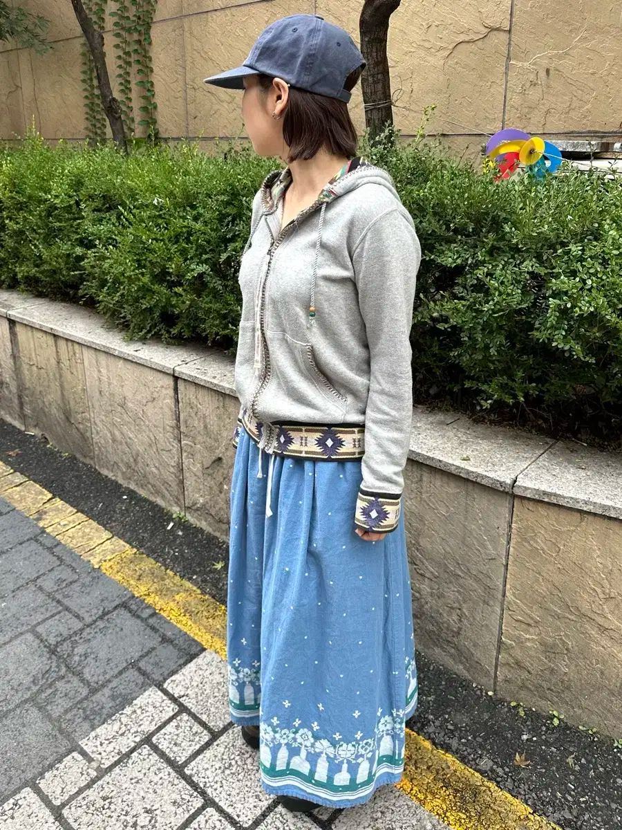 ネネット ISSEY MIYAKE イッセイミヤケ 刺繡 ドット ロング丈スカート