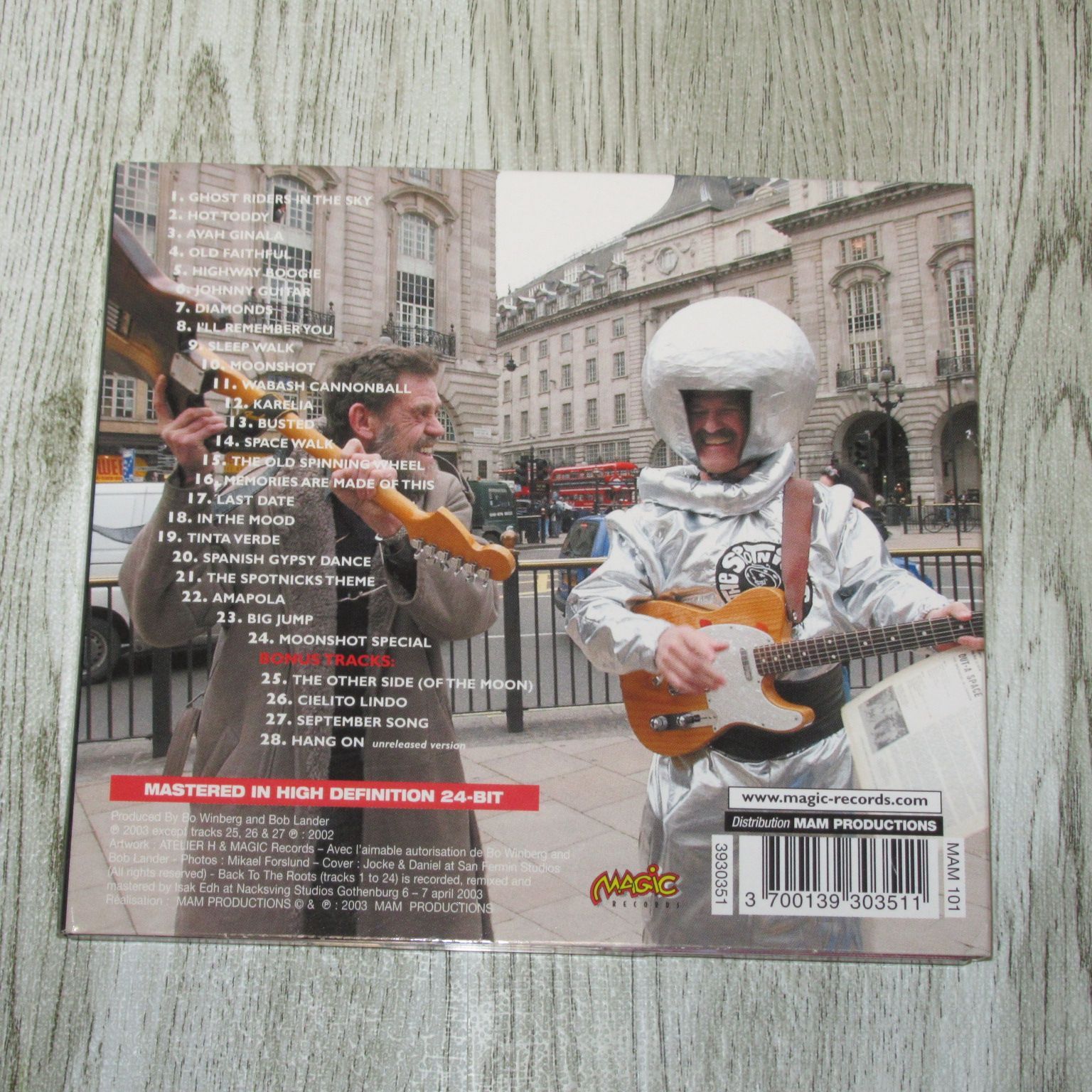 The SpotnicksのMagic盤デジパック仕様CD6枚セット CD THE SPOTNICKS BACK TO THE ROOTS デジパック MAGIC 3930351