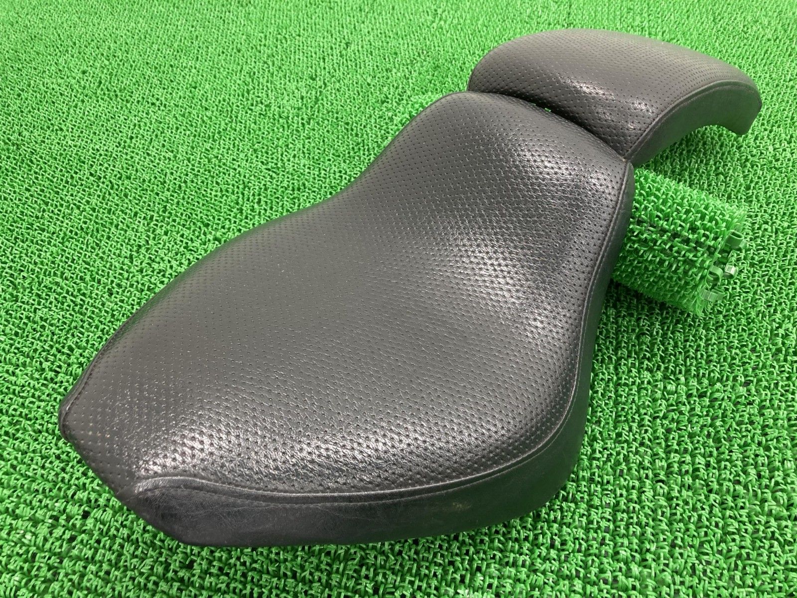 ドラッグスター400 シート 4TR ヤマハ 純正 バイク 部品 VH01J XVS400