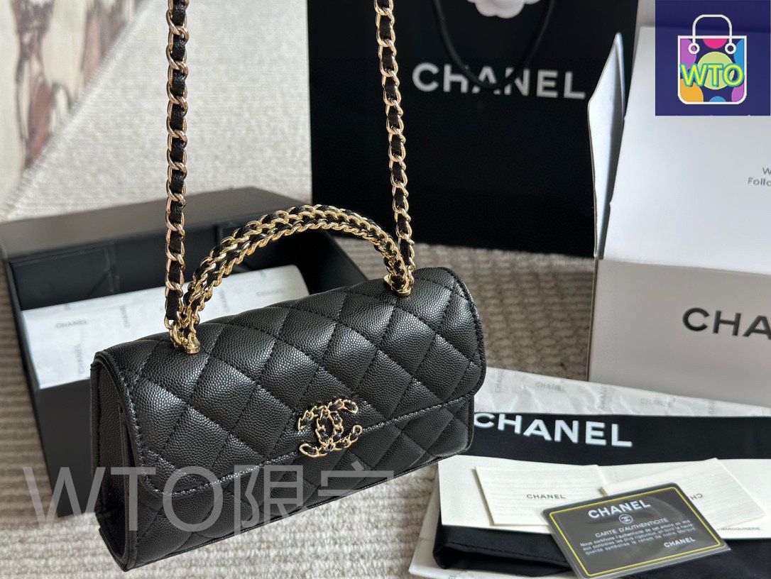 ✨️美品✨️ バーバリー ラウンドジップ ロゴ金具 長財布 型